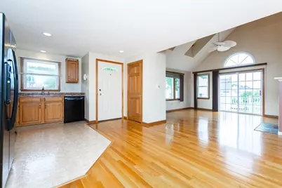 87 Merrimack Meadows Ln #87, Tewksbury, MA 01876 - Photo 6
