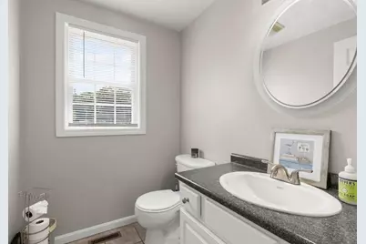 413 Huttleston Ave, Fairhaven, MA 02719 - Photo 10