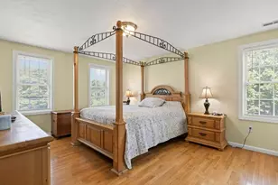 413 Huttleston Ave, Fairhaven, MA 02719 - Photo 12