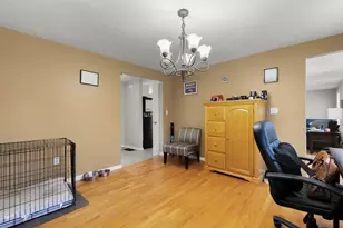 413 Huttleston Ave, Fairhaven, MA 02719 - Photo 6