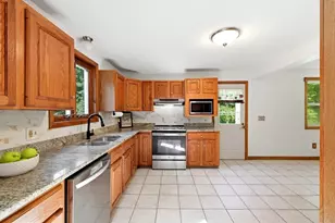 705 General Knox Rd, Russell, MA 01071 - Photo 6