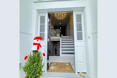 259 Oakwood Ave, Revere, MA 02151 - Photo 4