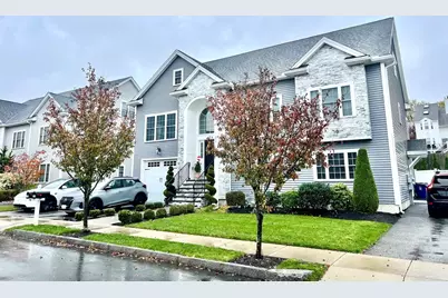 259 Oakwood Ave, Revere, MA 02151 - Photo 2