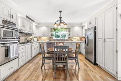6 W Park Dr, Easthampton, MA 01027 - Photo 10