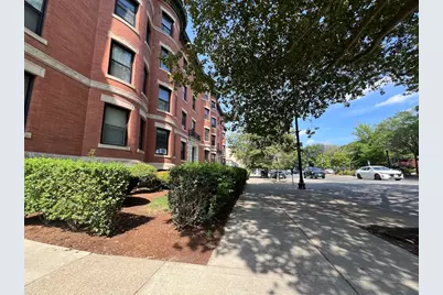 1064 Beacon Street #C, Brookline, MA 02446 - Photo 8