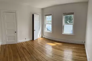 58-60 Waverly St, Boston, MA 02135 - Photo 4