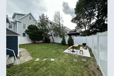 58-60 Waverly St #1, Boston, MA 02135 - Photo 12
