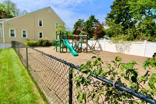 10 Stoneybrook Dr, Bridgewater, MA 02324 - Photo 38