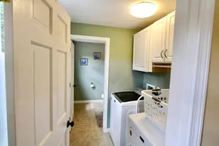10 Stoneybrook Dr, Bridgewater, MA 02324 - Photo 16