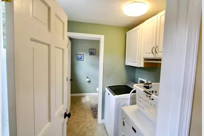 10 Stoneybrook Drive, Bridgewater, MA 02324 - Photo 16