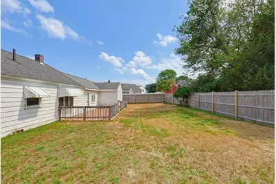 258 Walnut St, Braintree, MA 02184 - Photo 4