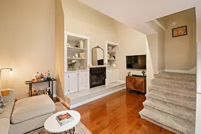 356-358 Main St #12, Boston, MA 02129 - Photo 4