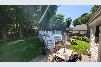 66 Edgemere Rd, Lynn, MA 01904 - Photo 8