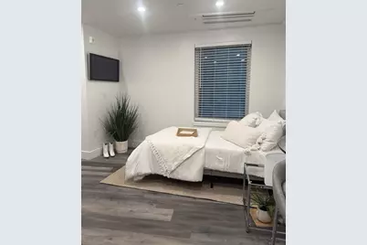 585 Essex St #519, Lynn, MA 01901 - Photo 2