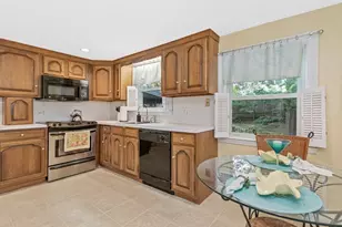 65 Brightwood Rd, Waltham, MA 02453 - Photo 20