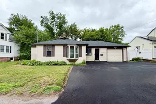 87 Vezina Ave, Leominster, MA 01453 - Photo 1