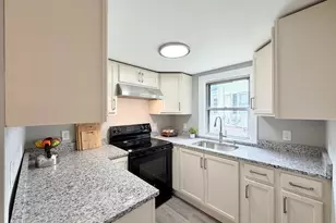 87 Vezina Ave, Leominster, MA 01453 - Photo 12