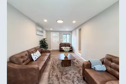 87 Vezina Ave, Leominster, MA 01453 - Photo 2