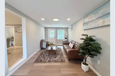 87 Vezina Ave, Leominster, MA 01453 - Photo 6