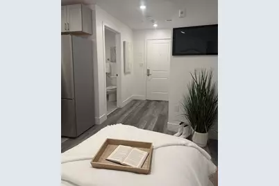 585 Essex St #619, Lynn, MA 01901 - Photo 2