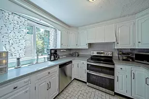 600 Forest St, Bridgewater, MA 02324 - Photo 12