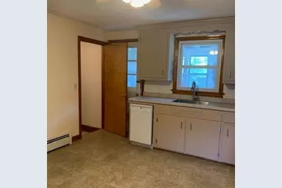 105 Salisbury St #105, Dracut, MA 01826 - Photo 4