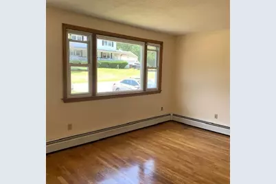 105 Salisbury St #105, Dracut, MA 01826 - Photo 6