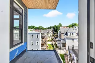 2 Weld Hill St, Boston, MA 02130 - Photo 16