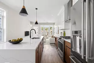 2 Weld Hill St, Boston, MA 02130 - Photo 2
