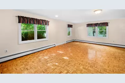 8 Risley Rd, Marblehead, MA 01945 - Photo 10