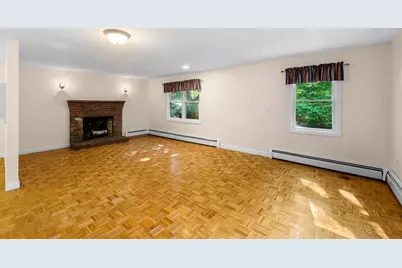 8 Risley Rd, Marblehead, MA 01945 - Photo 6