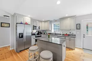 32 Nelson St, Warren, MA 01083 - Photo 4