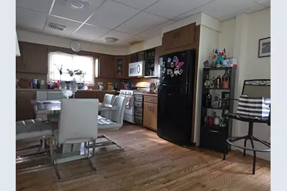 213-215 Burrill St, Swampscott, MA 01907 - Photo 8