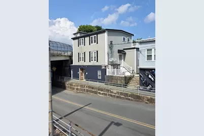 213-215 Burrill St, Swampscott, MA 01907 - Photo 2