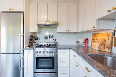 21 Harvard St #4, Boston, MA 02129 - Photo 8