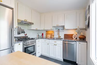 21 Harvard St #4, Boston, MA 02129 - Photo 6