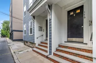 176 Bowen St, Boston, MA 02127 - Photo 18