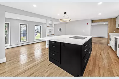 21 Burlington Rd, Billerica, MA 01821 - Photo 4