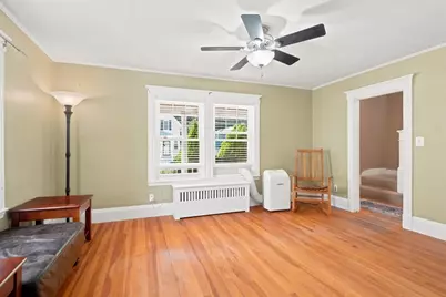 391 Lynnfield Street, Lynn, MA 01904 - Photo 10
