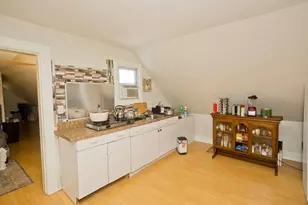 34 E School St, West Springfield, MA 01089 - Photo 20