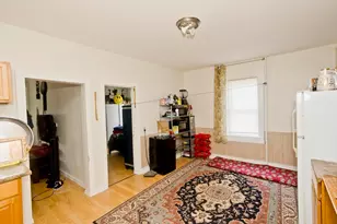 34 E School St, West Springfield, MA 01089 - Photo 8