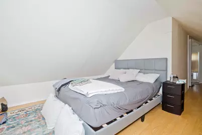 34 E. School St, West Springfield, MA 01089 - Photo 22