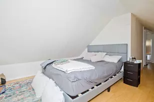 34 E School St, West Springfield, MA 01089 - Photo 22