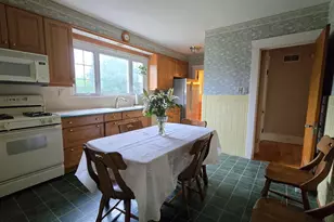 21 Arbutus Rd, Worcester, MA 01606 - Photo 18