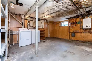 331 Vane St, Revere, MA 02151 - Photo 34