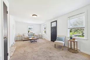 21 Golf St, Fairhaven, MA 02719 - Photo 12