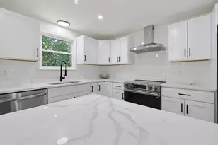 33 Copper Ln, Holliston, MA 01746 - Photo 16