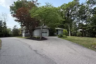 510 Thacher St, Attleboro, MA 02703 - Photo 4