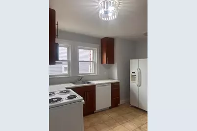 84 Lawton St. #1, Brookline, MA 02446 - Photo 10