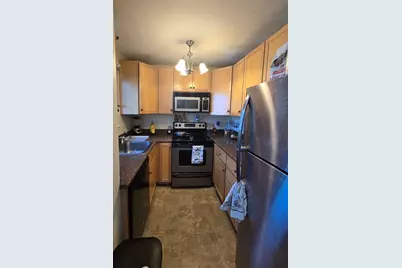 40 Saint Kolbe Dr #C, Holyoke, MA 01040 - Photo 2